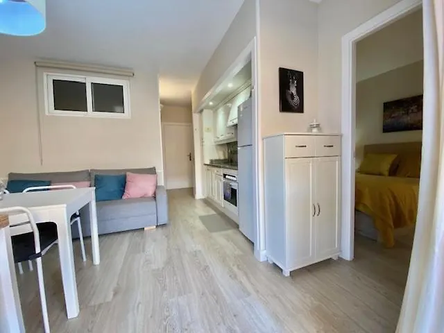 Neptuno Daro Apartments Platja d'Aro 0*,  Spagna