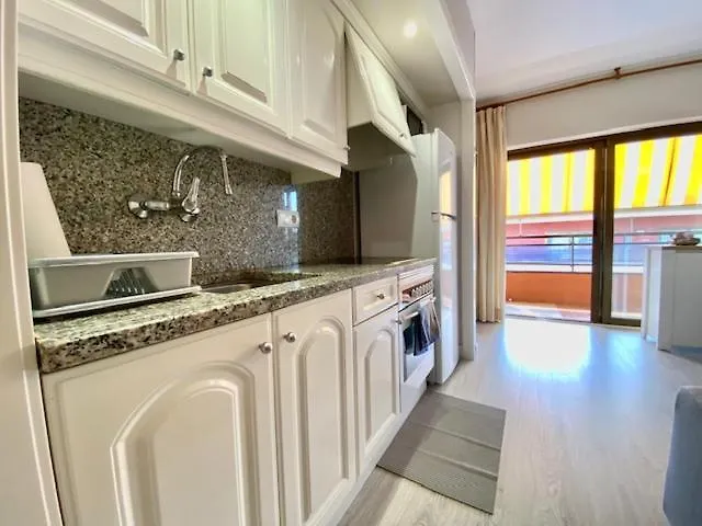 Neptuno Daro Apartments Platja d'Aro 0*,  Spagna